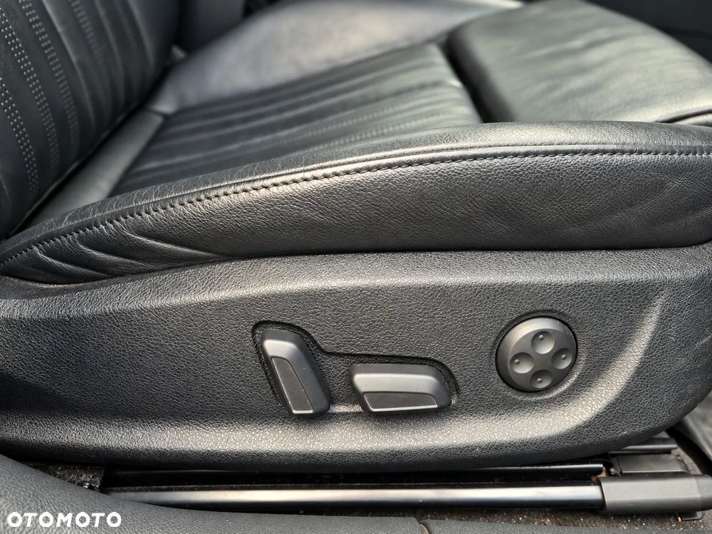 Audi A6 Limousine 2.8 FSI quattro S tronic sport selection - 33