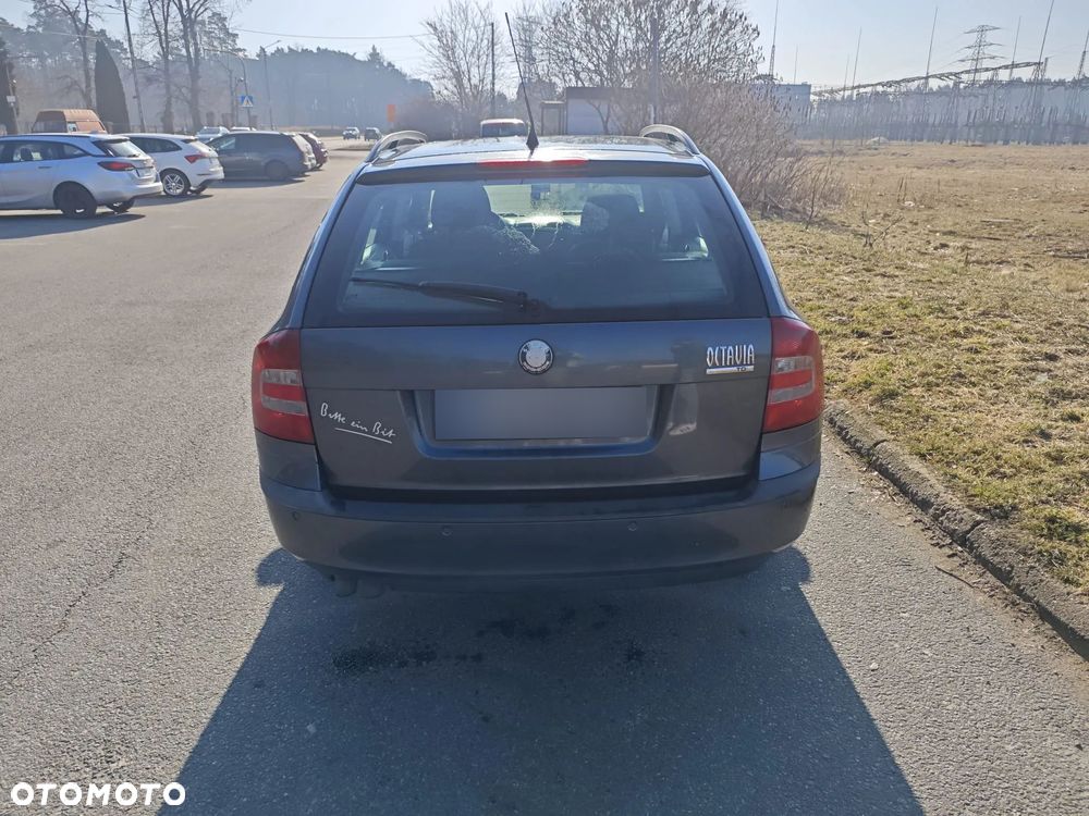 Skoda Octavia 2.0 TDI Elegance - 21