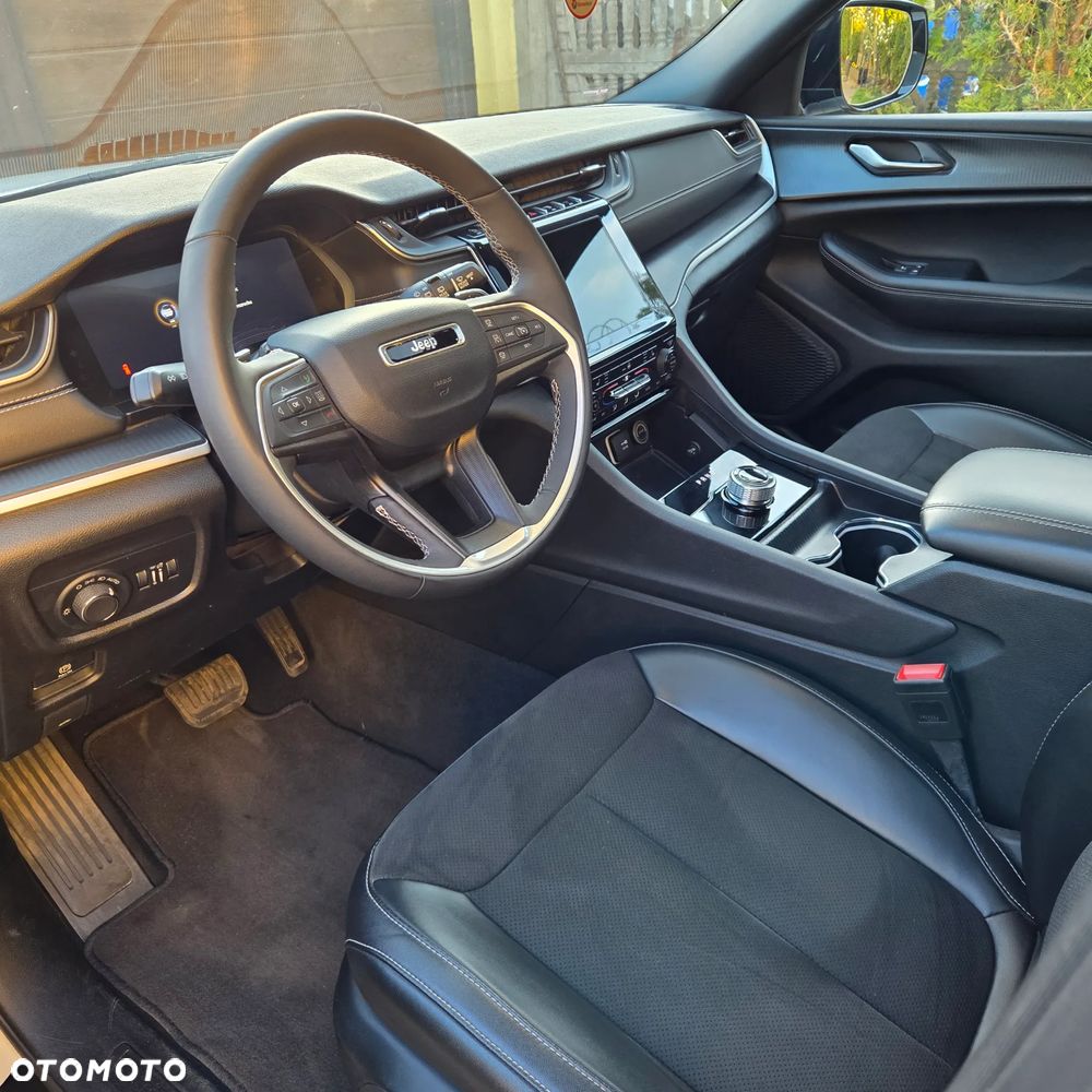 Jeep Grand Cherokee 3.6 V6 Pentastar 4WD Automatik Laredo - 40