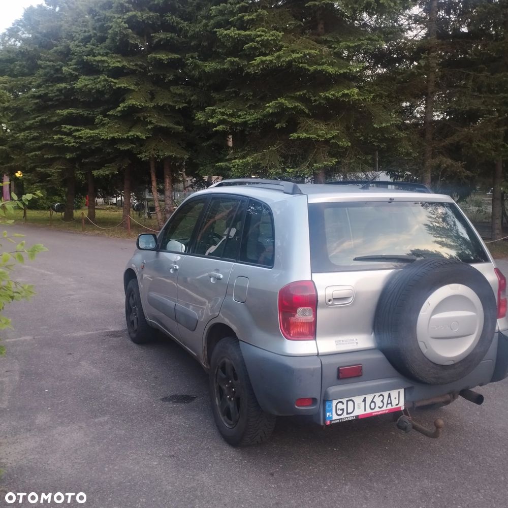 Toyota RAV4 2.0 D-4D 4x4 - 16