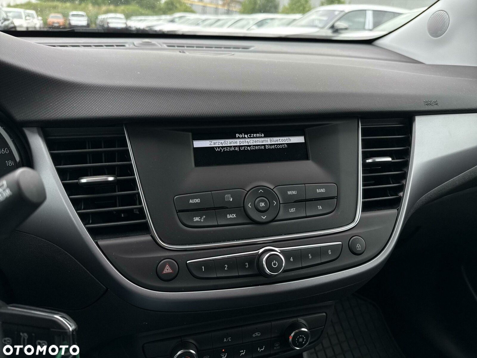 Opel Crossland - 19