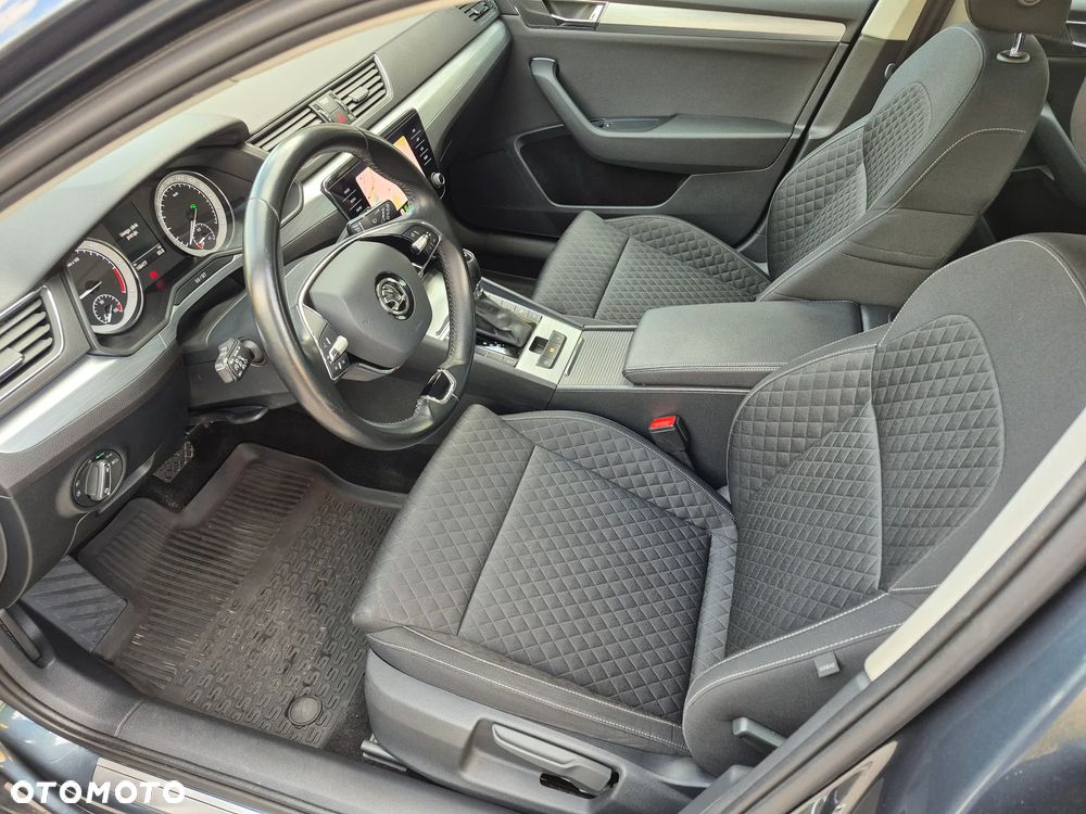 Skoda Superb 2.0 TDI SCR Ambition DSG - 6