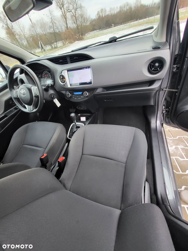Toyota Yaris - 23