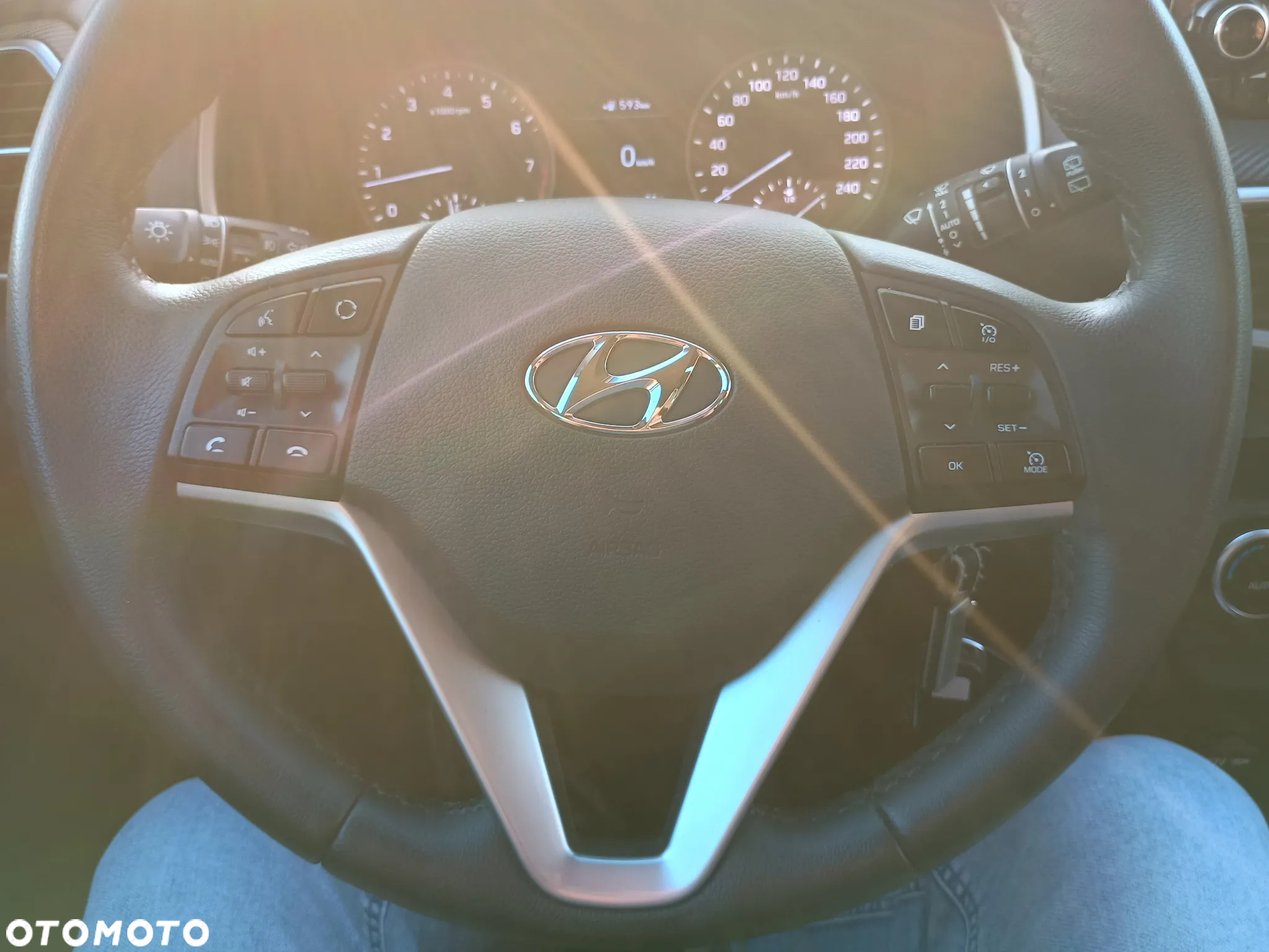 Hyundai Tucson 1.6 GDi Comfort 2WD - 32