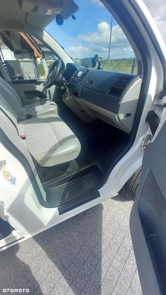 Volkswagen Transporter - 22