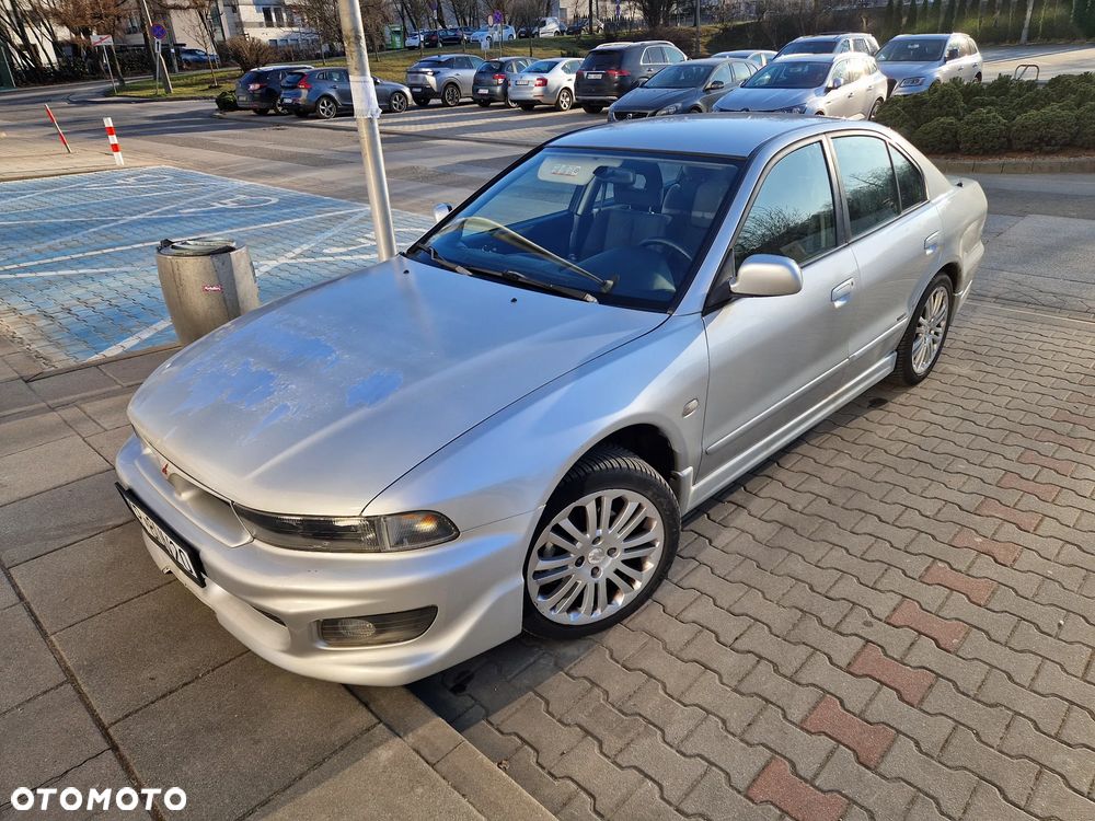 Mitsubishi Galant - 1