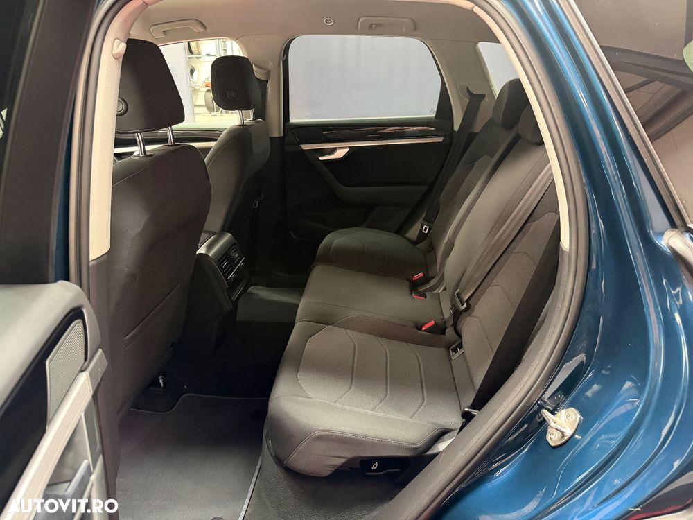 Volkswagen Touareg 3.0 V6 TDI 4Motion DPF Automatik - 16