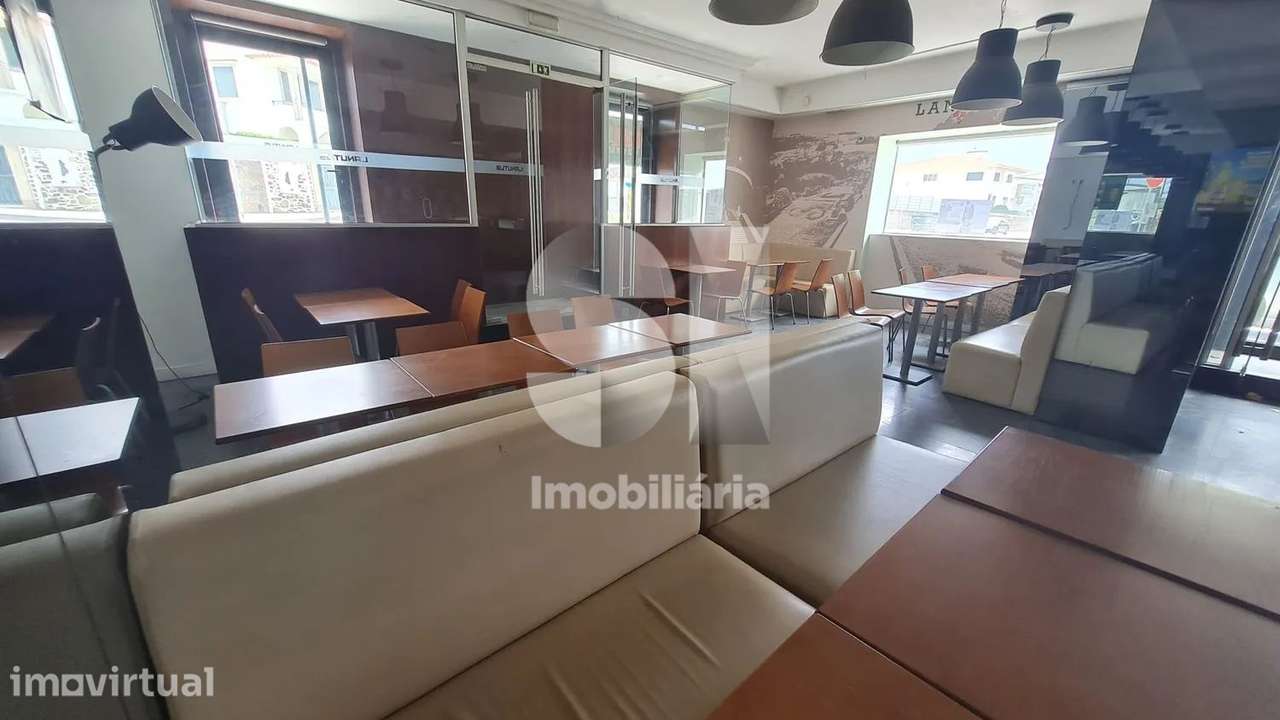 Arrenda-se Espaço Comercial em Laúndos - Grande imagem: 2/12