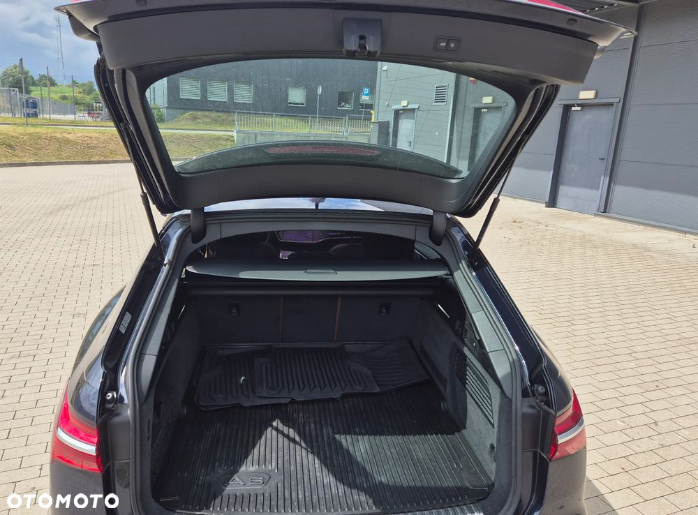 Audi A6 Avant 40 TDI quattro S tronic design - 24