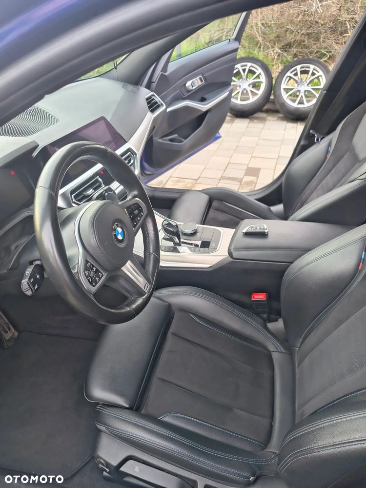 BMW Seria 3 320d xDrive M Sport Shadow - 21