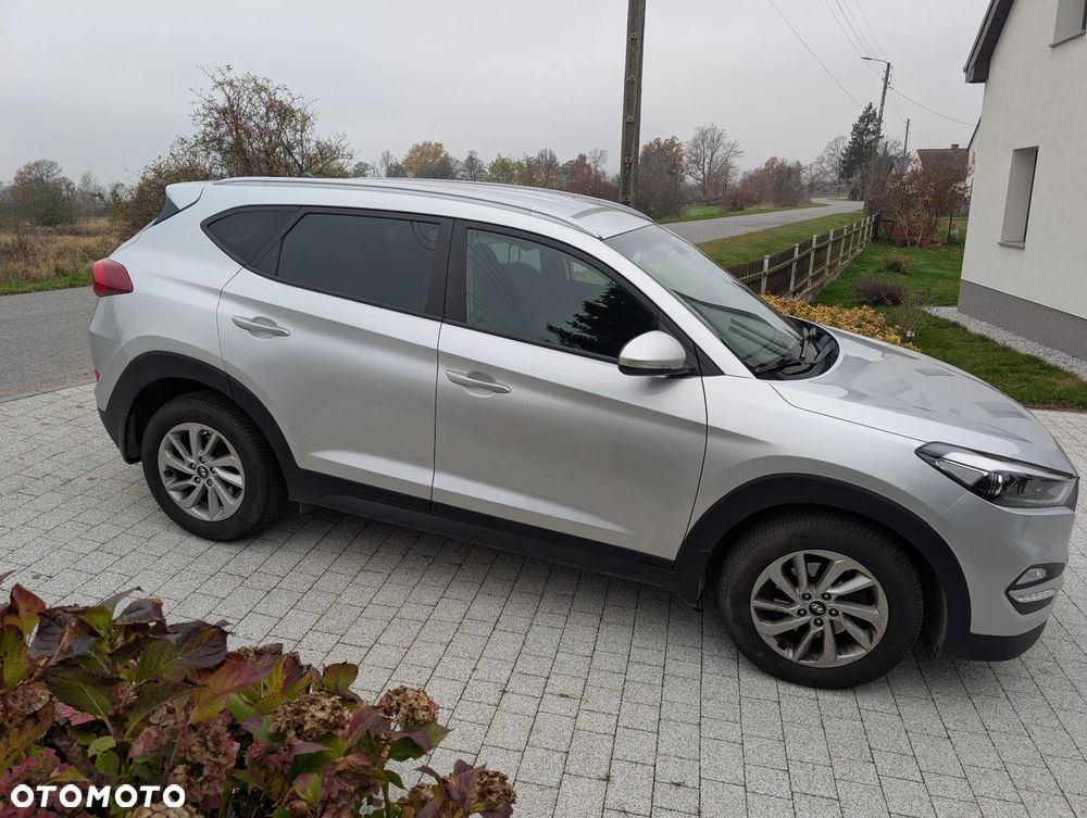Hyundai Tucson 2.0 CRDI Comfort 4WD - 6