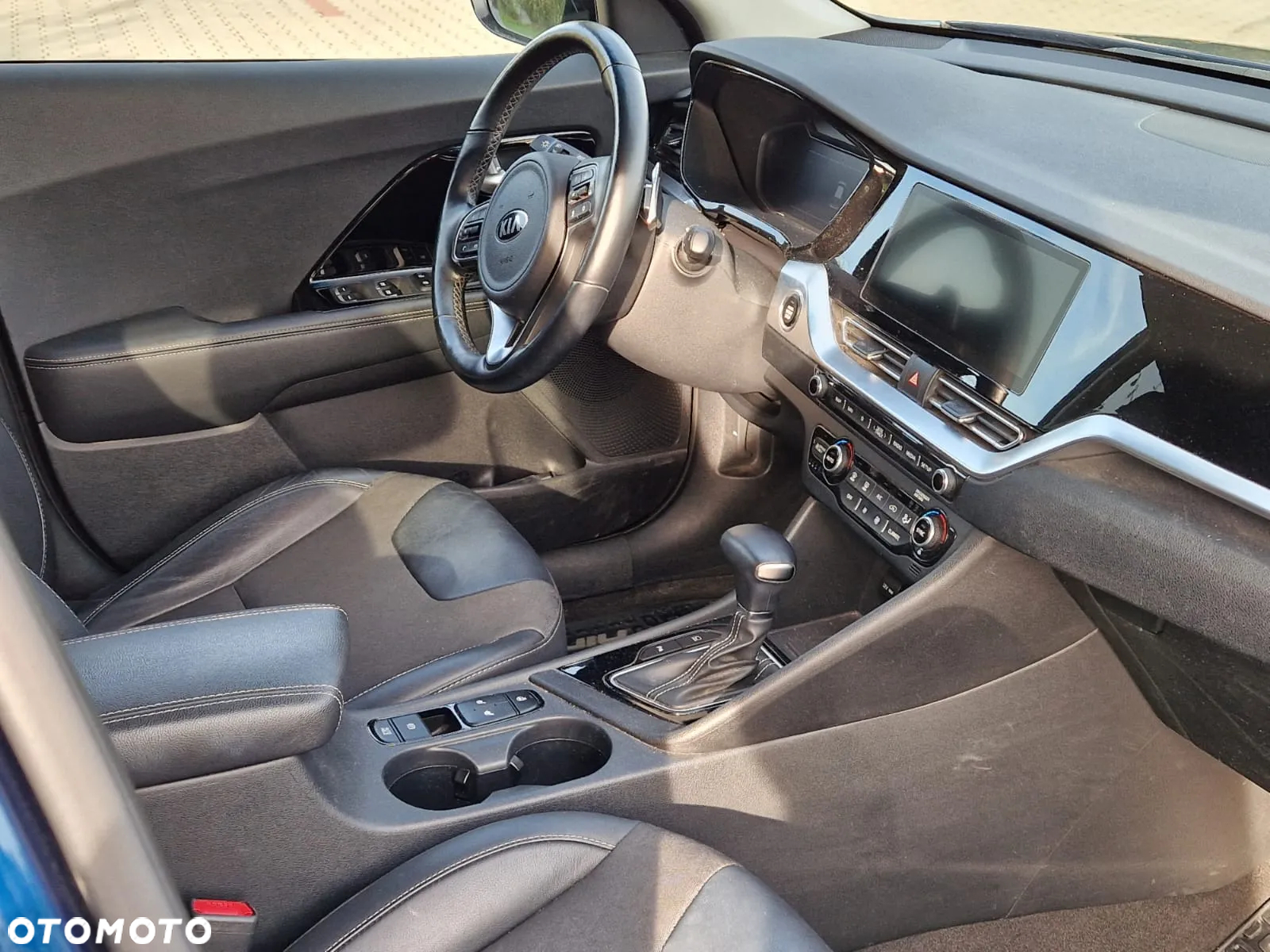 Kia Niro 1.6 GDI Hybrid L Business Line - 17