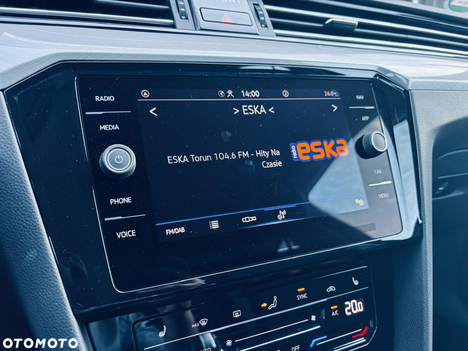 Volkswagen Passat 2.0 TDI Business DSG - 25