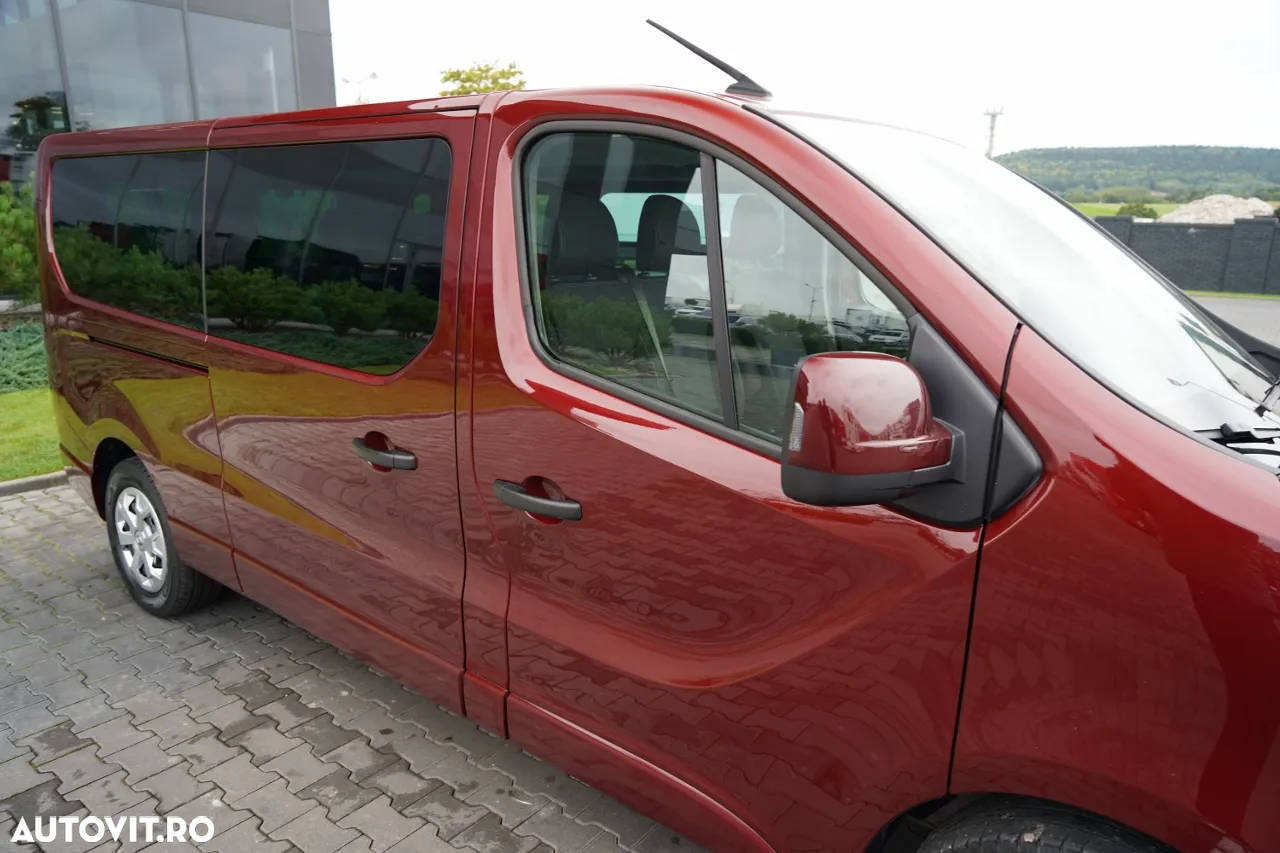 Renault TRAFIC III / AUTOBUZ / 9 LOCURI / 2022 / PRIMUL PROPRIETAR / REVIZAT - 16