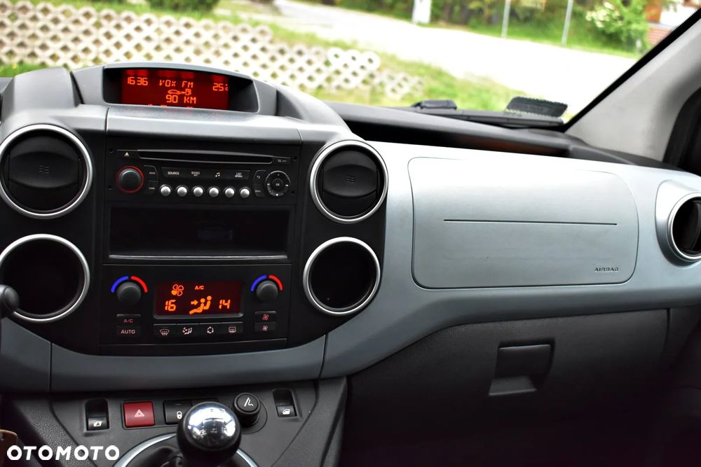 Opel Astra 1.4 Turbo Innovation - 25