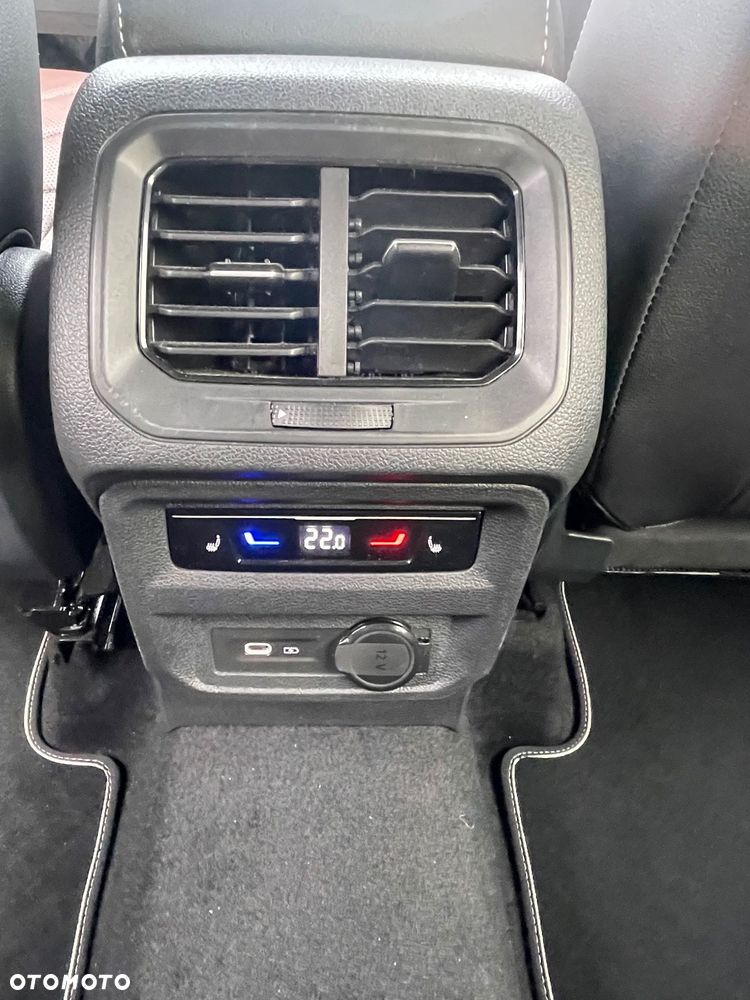 Volkswagen Tiguan - 20