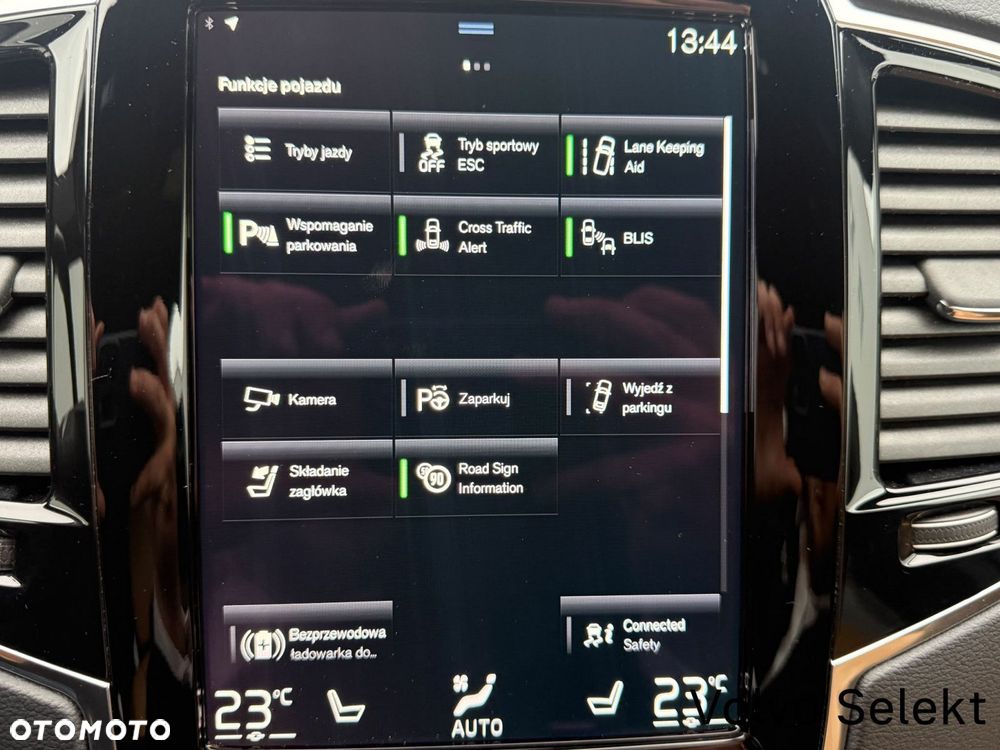 Volvo XC 90 - 26
