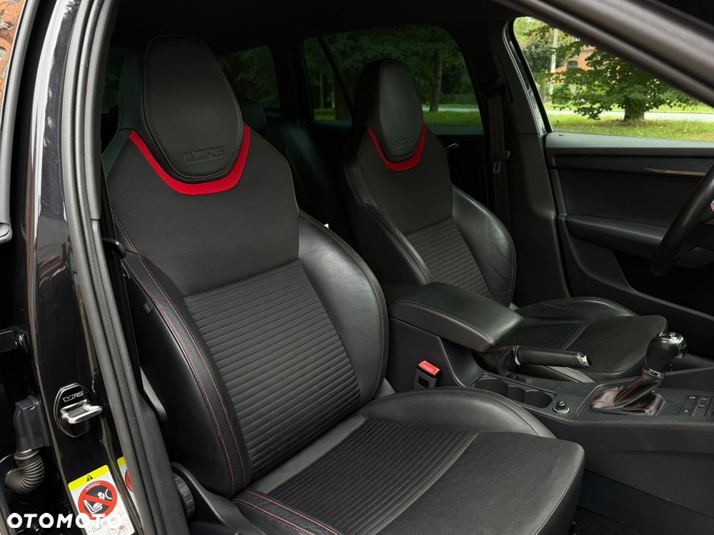 Skoda Octavia 2.0 TDI RS DSG - 7
