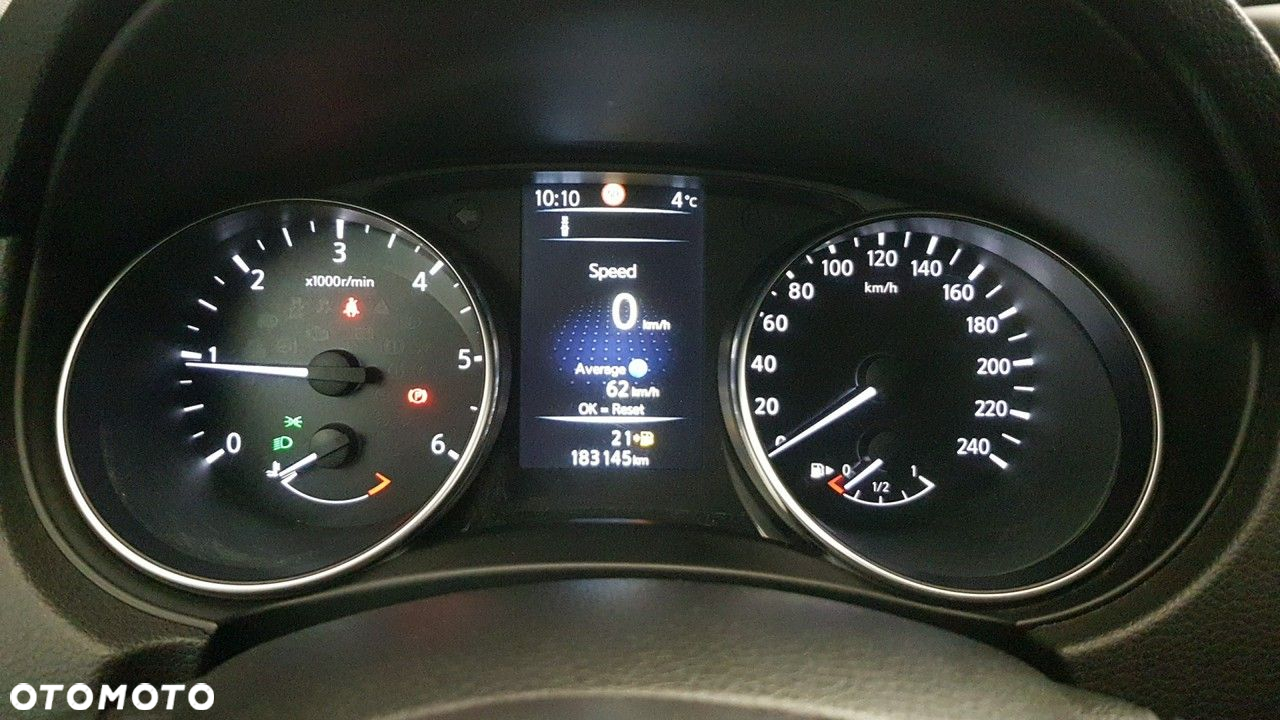 Nissan Qashqai - 26
