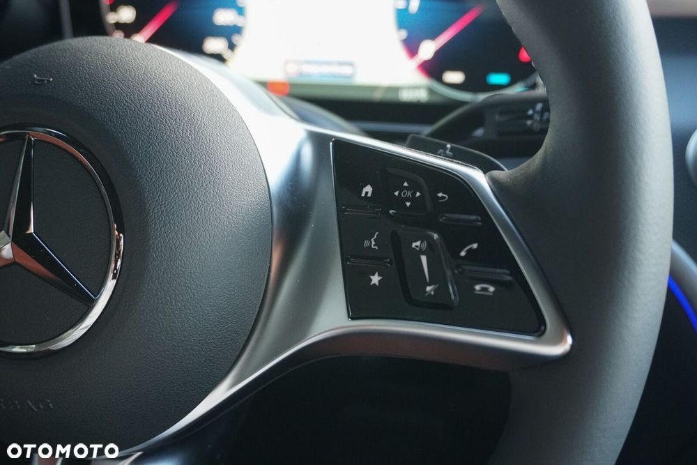 Mercedes-Benz GLC - 9