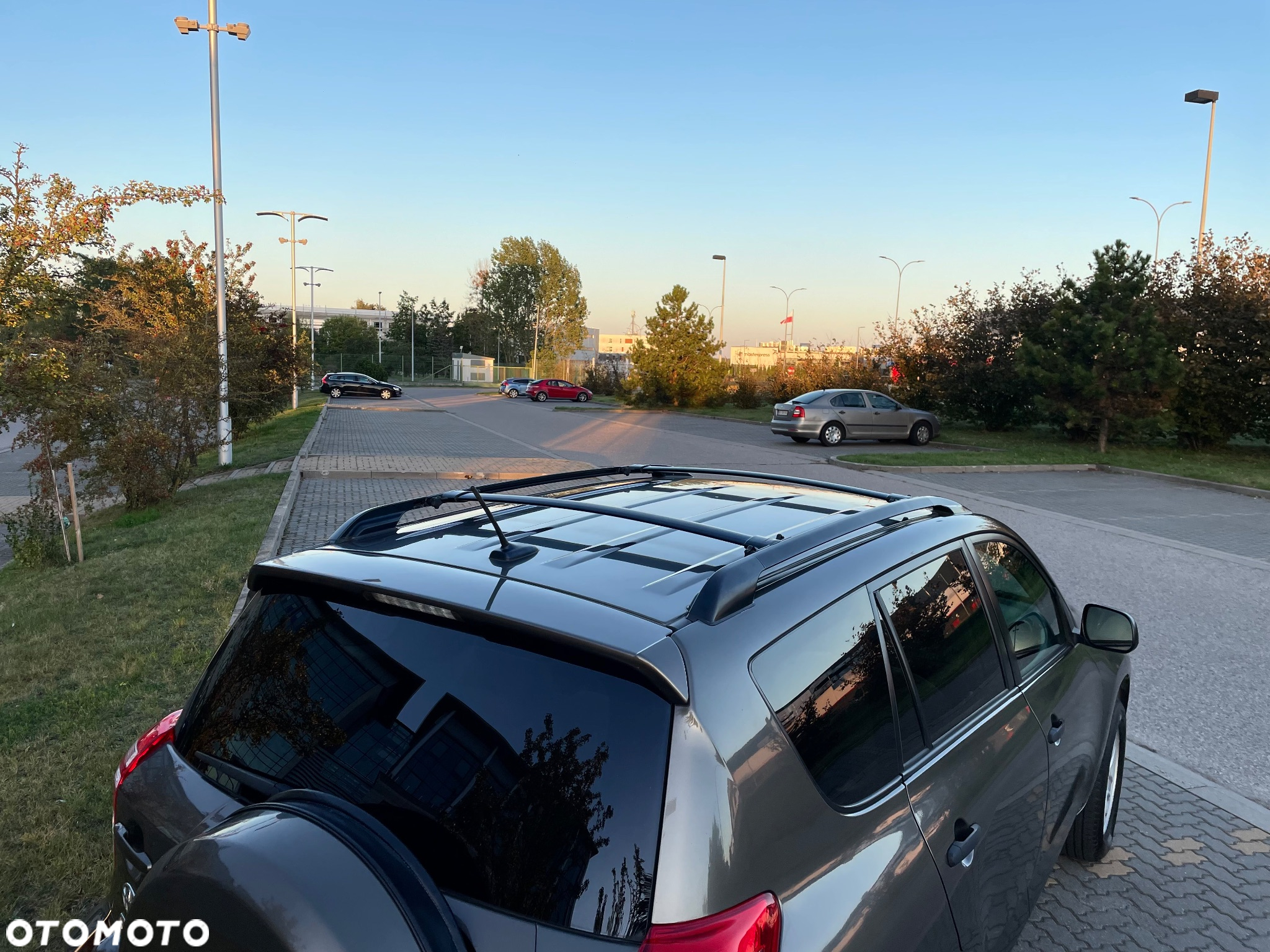 Toyota RAV4 - 12