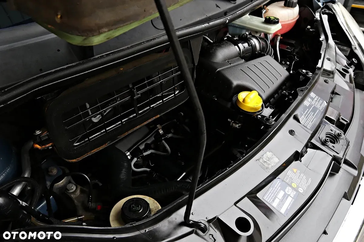 Opel Vivaro - 36