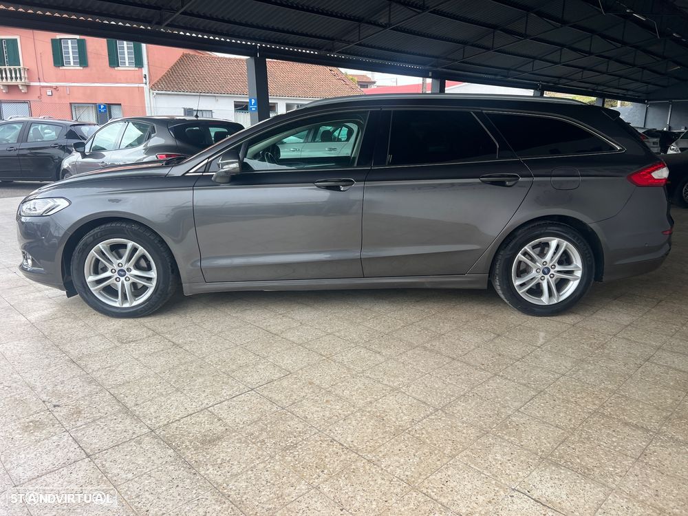 Ford Mondeo SW - 39