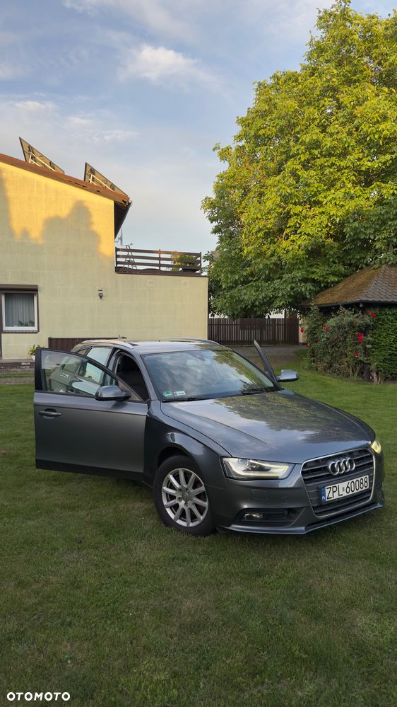 Audi A4 Avant - 10