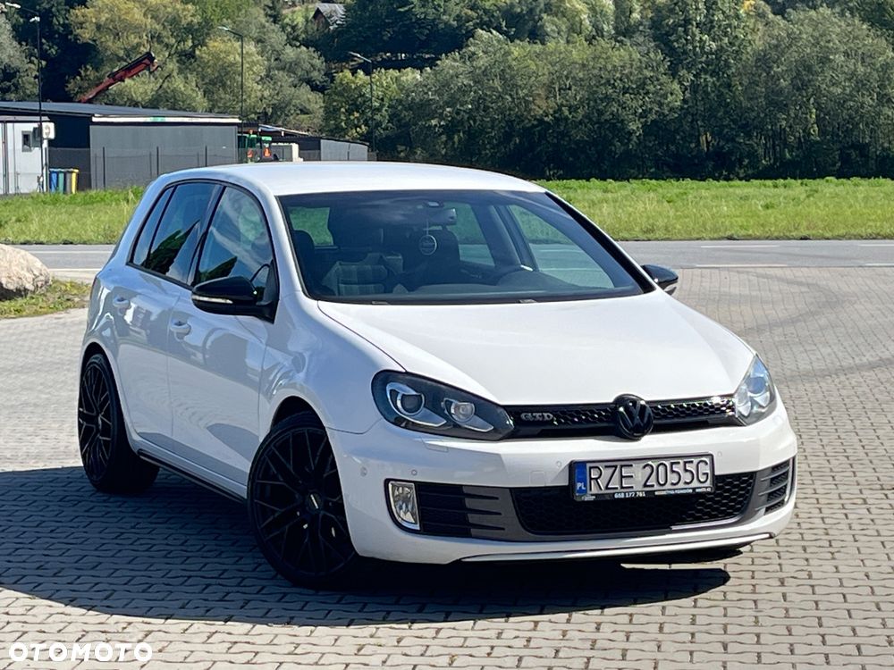 Volkswagen Golf - 3