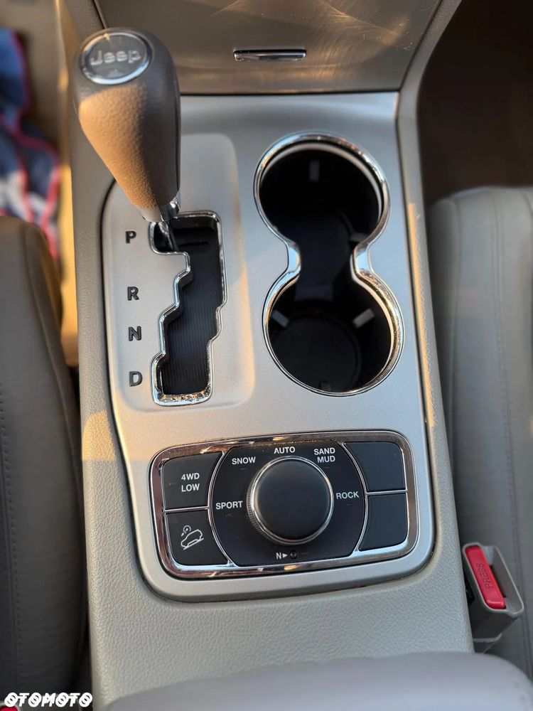 Jeep Grand Cherokee 5.7 V8 HEMI 4WD Automatik S - 23
