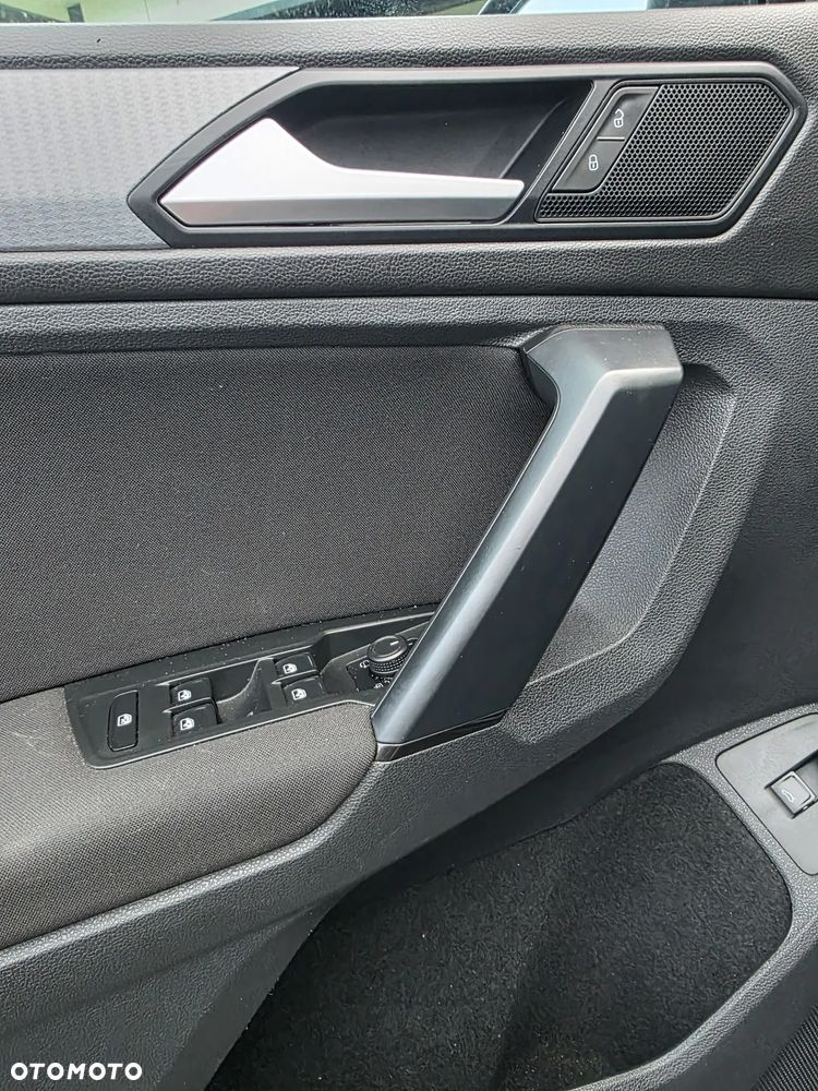 Volkswagen Tiguan - 21