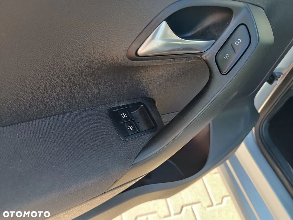 Volkswagen Polo - 26