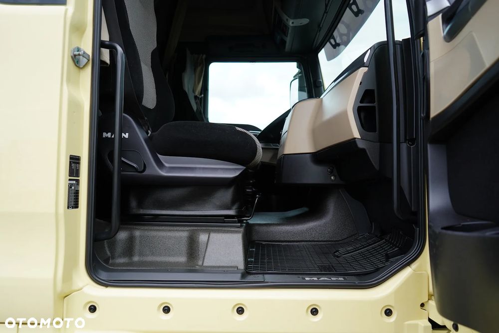 MAN TGX / 18.360 / ACC / E 6 / FIRANKA / 19 PALET / MANUAL / ŁAD. 7650 KG - 25