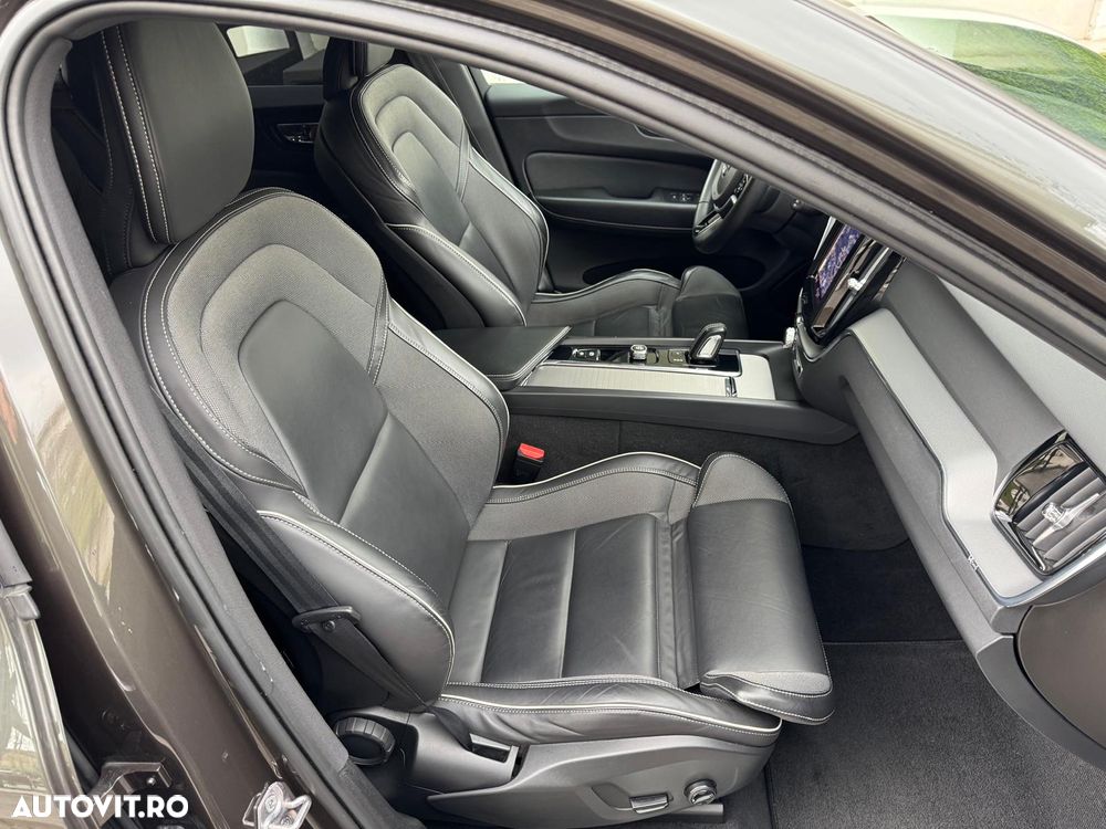 Volvo XC 60 B4 D AWD Geartronic RDesign - 22