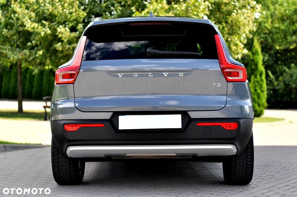 Volvo XC 40 T3 Momentum Pro - 10