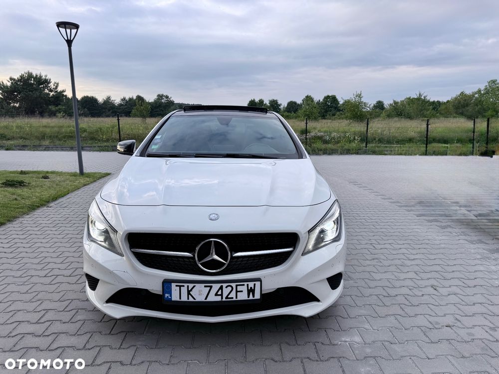 Mercedes-Benz CLA 200 7G-DCT - 5