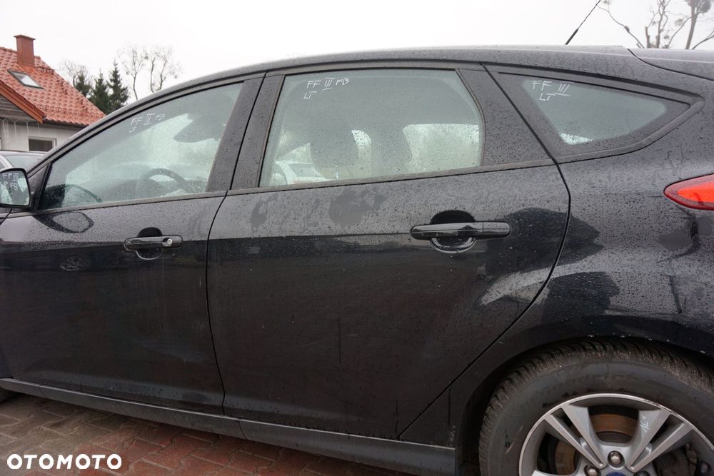 DRZWI TYLNE LEWE FOCUS III MK3 5D HB FB  CZARNY FORD 2010-2014 - 3