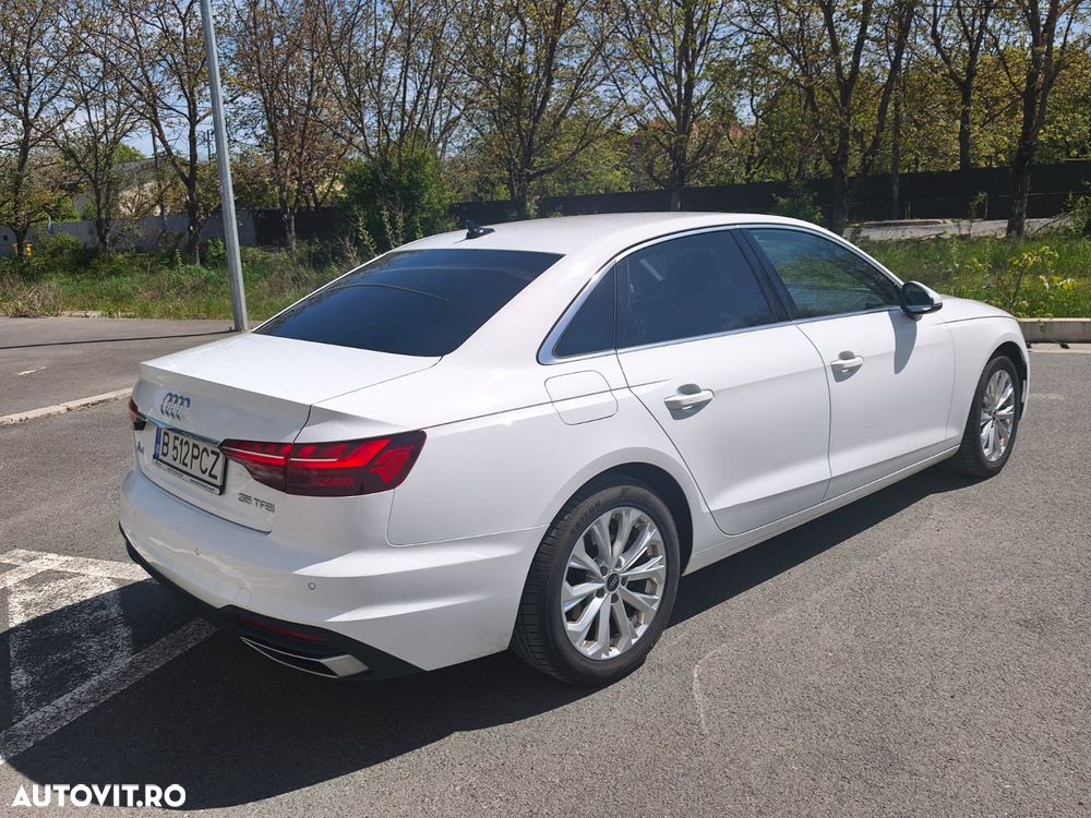 Audi A4 2.0 35 TFSI S tronic MHEV Basic - 3