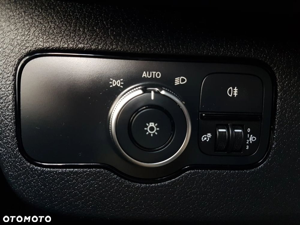 Mercedes-Benz Sprinter 8EP KONTENER 4,22x2,16x2,31 KLIMA 314CDI MANUAL 6-BIEGÓW KRAJOWY - 16