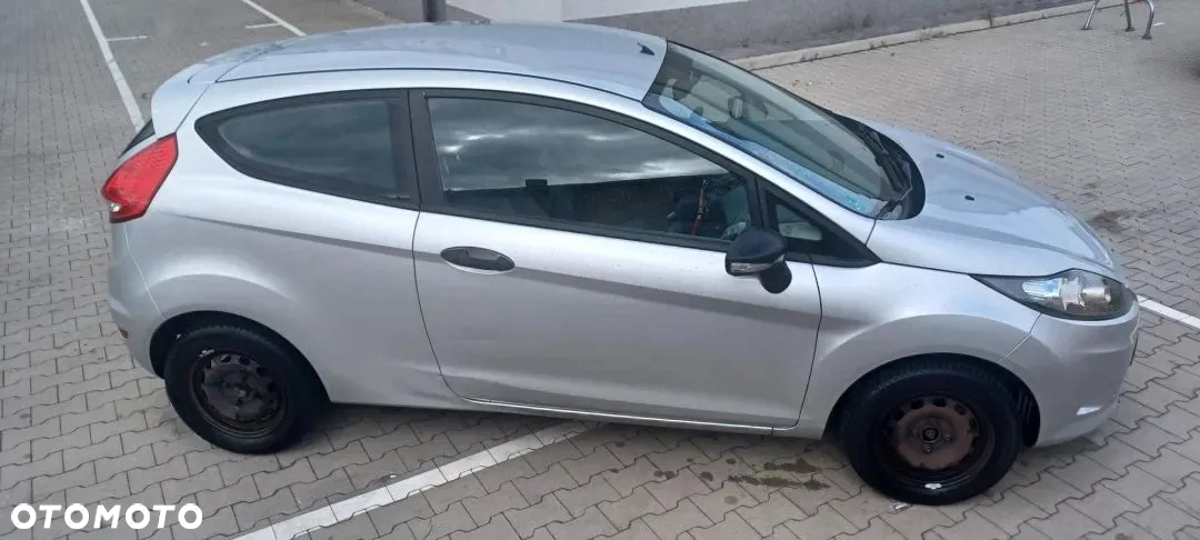 Ford Fiesta 1.25 Champions Edition - 3