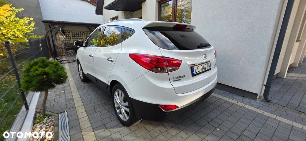 Hyundai ix35 1.7 CRDi 2WD blue Finale Gold - 4