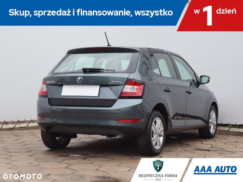 Skoda Fabia - 7