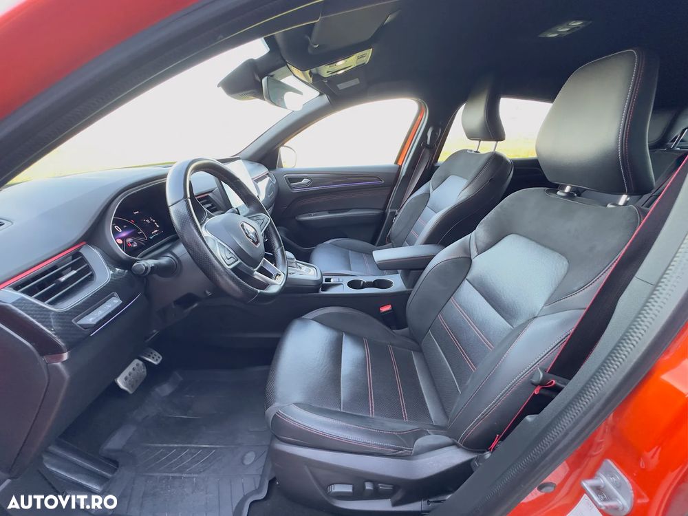 Renault Arkana E-TECH RS Line - 12