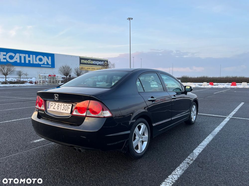 Honda Civic - 4