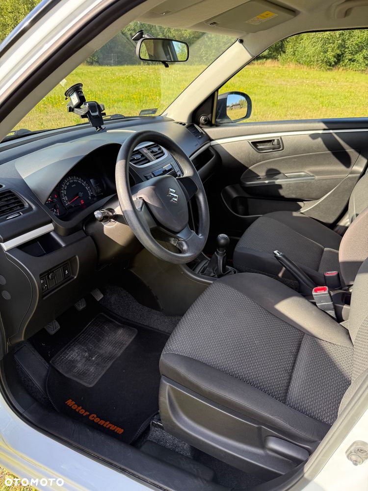 Suzuki Swift 1.2 Club - 7