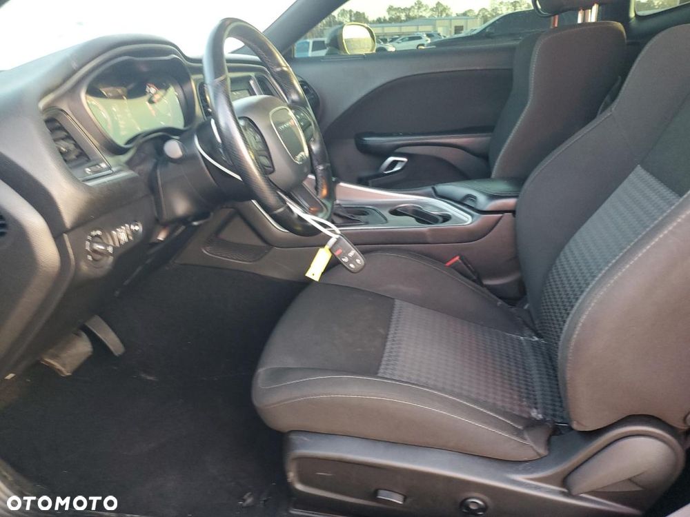 Dodge Challenger 3.6 GT AWD - 8