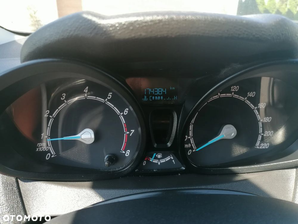 Ford Fiesta 1.25 Silver X (Ambiente) EU6 - 16
