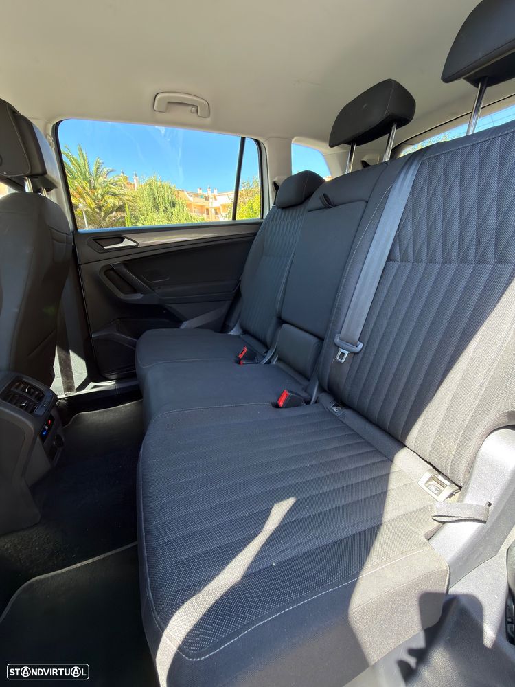 VW Tiguan Allspace 2.0 TDI Life DSG - 13