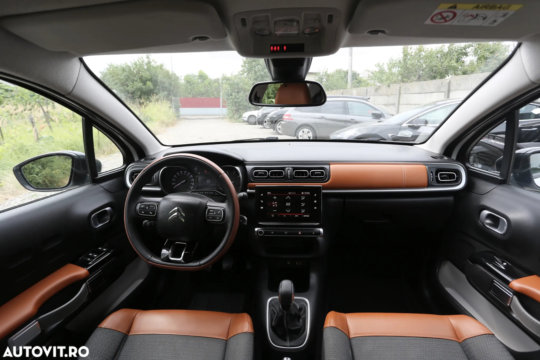 Citroën C3 1.2 PureTech BVM Shine - 7