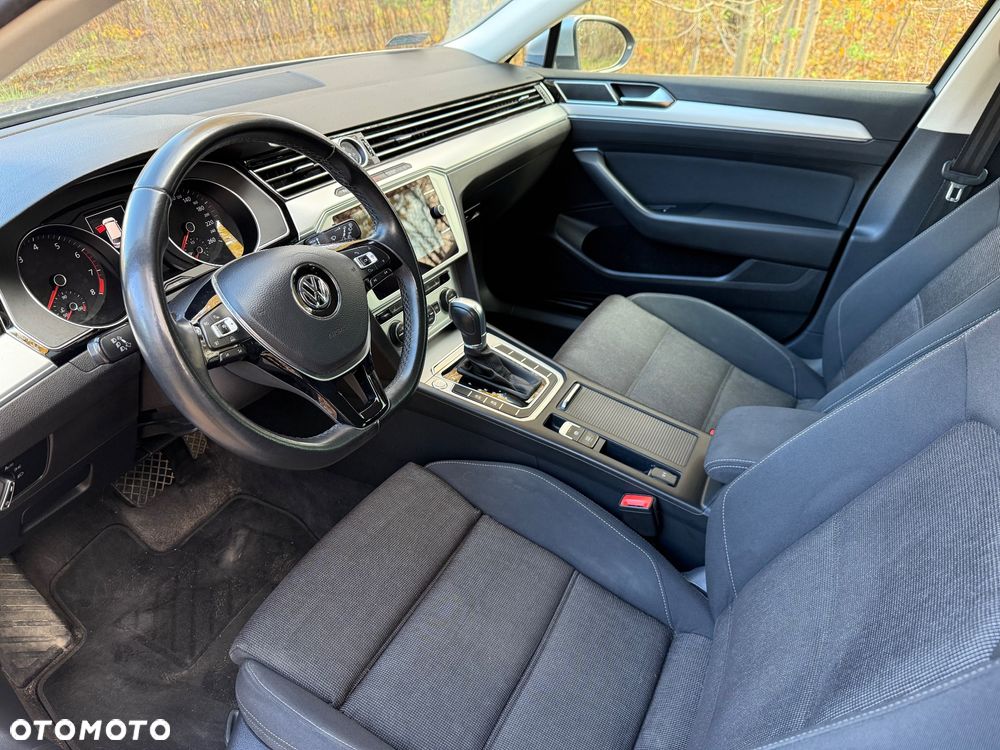 Volkswagen Passat 1.8 TSI BMT Comfortline DSG - 9